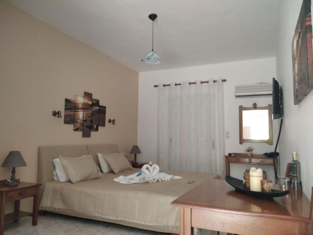 Golden Sun Apartments Rodhákinon Ngoại thất bức ảnh