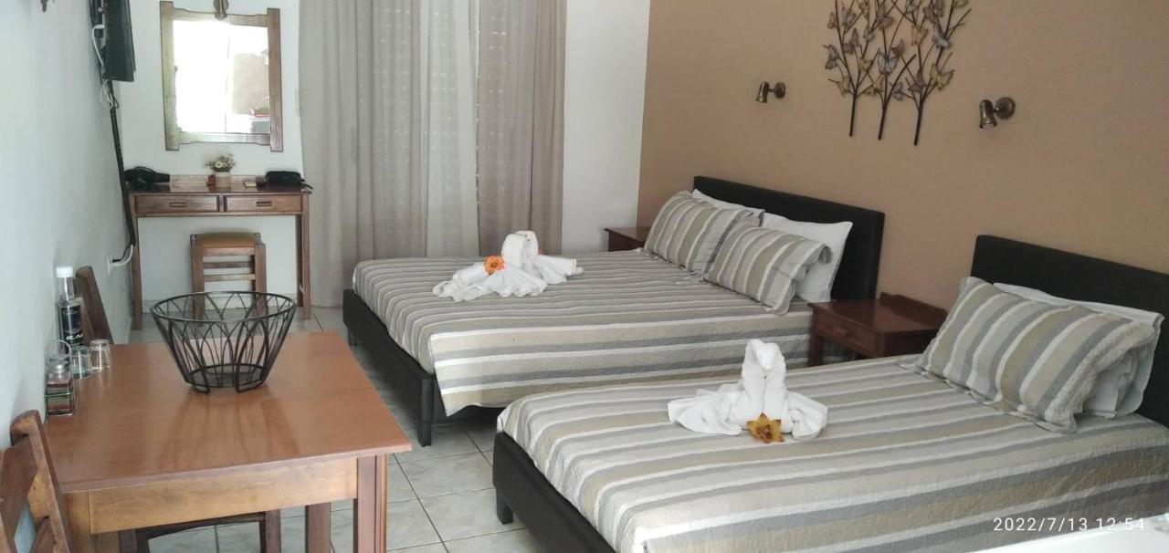 Golden Sun Apartments Rodhákinon Ngoại thất bức ảnh