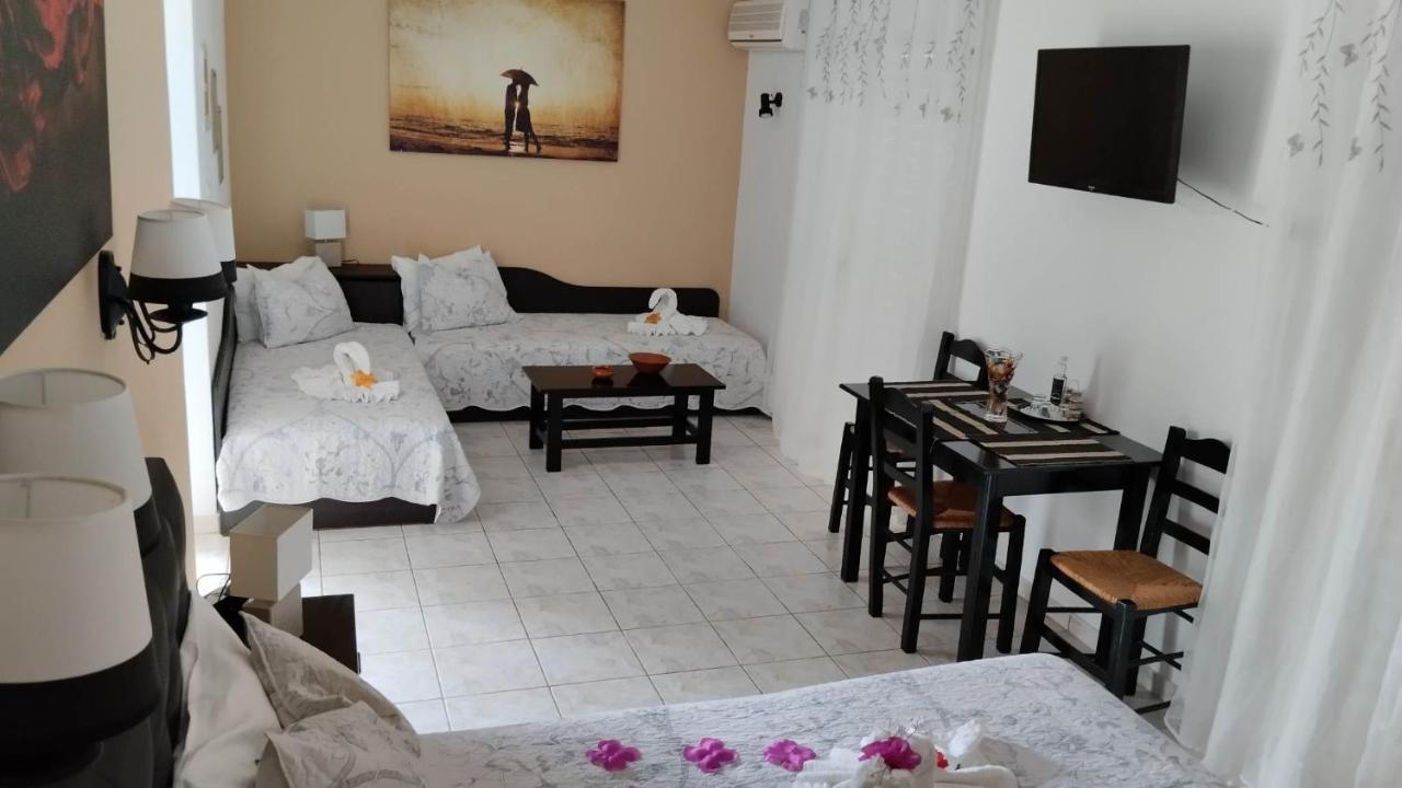 Golden Sun Apartments Rodhákinon Ngoại thất bức ảnh