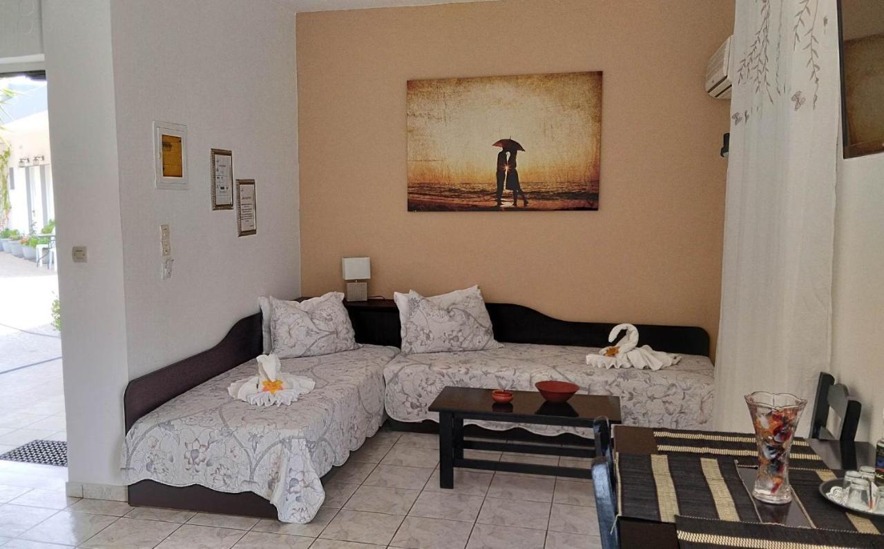 Golden Sun Apartments Rodhákinon Ngoại thất bức ảnh
