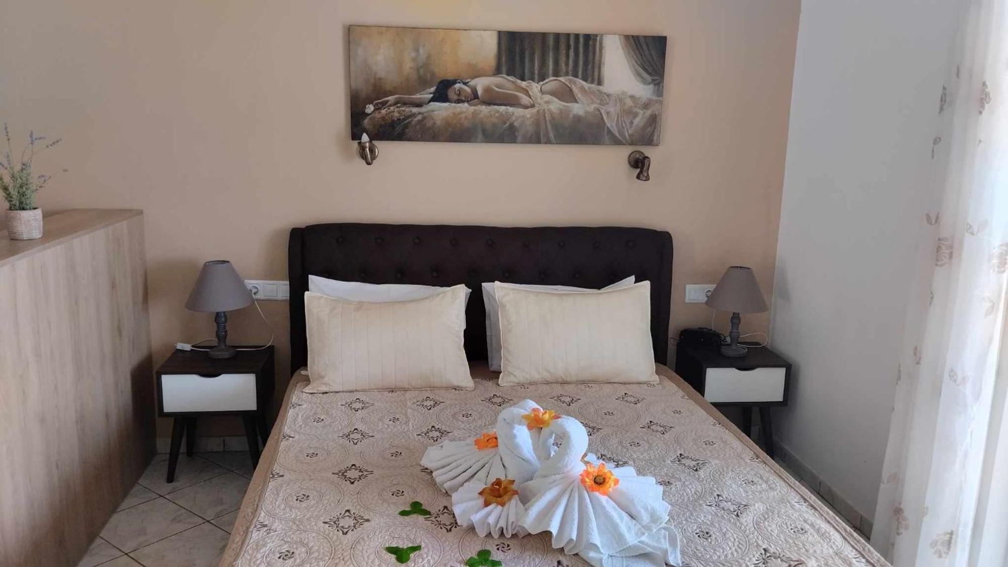 Golden Sun Apartments Rodhákinon Ngoại thất bức ảnh