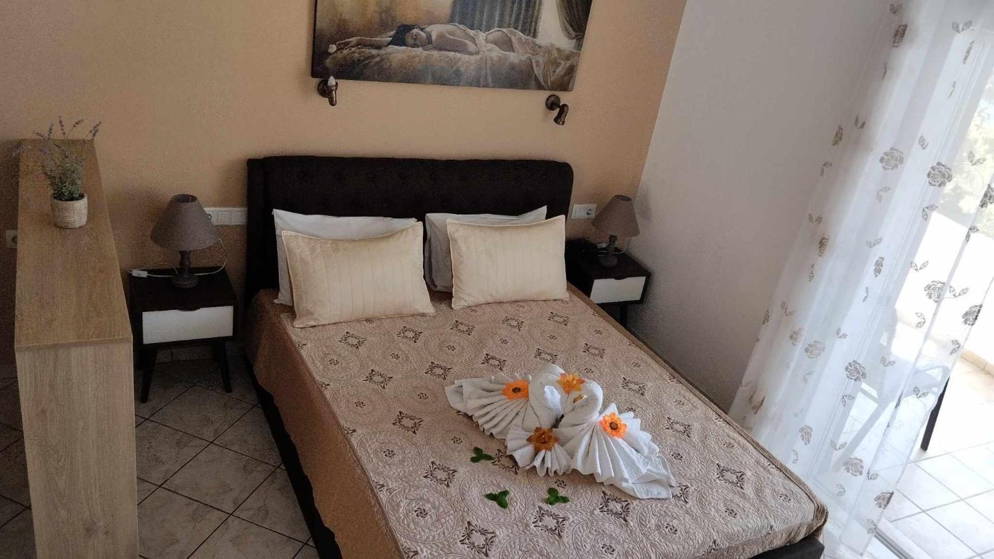 Golden Sun Apartments Rodhákinon Ngoại thất bức ảnh